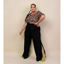 Conjunto Plus Size Cropped e Calça Pantalona Conjunto Plus Size Cropped e Calça Pantalona