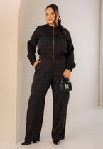 Conjunto Plus Size Risca de Giz Feminino Jaqueta Bomber e Calça Elegante CorMarromTamanho42 Conjunto Plus Size Risca de Giz Feminino Jaqueta Bomber e Calça Elegante CorMarromTamanho42