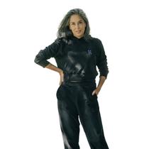 Conjunto Plush Calça e Blusa com Capuz em Tecido de Plush