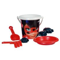 Conjunto praia ladybug miraculous