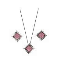 Conjunto quadrado light pink fusion com cravação lateral cristal Conjunto quadrado light pink fusion com cravação lateral cristal