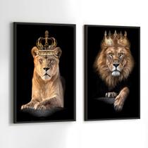 Conjunto Quadros Decorativos com Moldura Leão e Leoa Família Coroa Kit 2 Quadros 90x60 Decoração