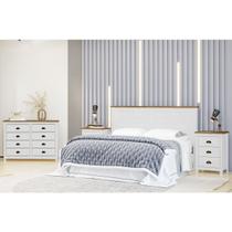 Conjunto Quarto: Cabeceira, Cômoda 8 Gavetas e 2 Mesas de Cabeceiras Topázio Branco/Freijó Madeira Pinus - Finestra Conjunto Quarto: Cabeceira, Cômoda 8 Gavetas e 2 Mesas de Cabeceiras Topázio Branco/Freijó Madeira Pinus - Finestra