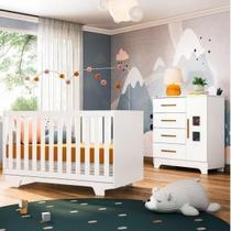 Conjunto Quarto de Bebê 100% MDF Mini Berço e Cômoda 1 Porta 4 Gavetas Branco Conjunto Quarto de Bebê 100% MDF Mini Berço e Cômoda 1 Porta 4 Gavetas Branco