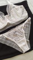 conjunto renda branco com sutiã sem bojo, com aro de sustentação sexy delicado
