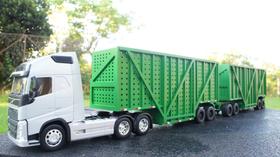Conjunto Rodotrem Canavieiro Escala 1:32 VOLVO FH 500 Conjunto Rodotrem Canavieiro Escala 1:32 VOLVO FH 500