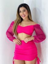 Conjunto rosa com saia