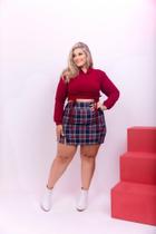 Conjunto saia e blusa de manga longa com capuz