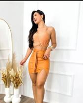 Conjunto saia e blusa tamanho M