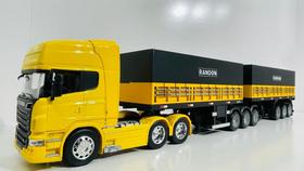 Conjunto Scania Bitrem Graneleiro 3x3 Escala 1:32 - Diesel Miniaturas