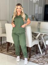 Conjunto Scrub Pijama Hospitalar em Alfaiataria feminino calça + blusa manga tulipa e calça jogger