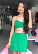 Conjunto short saia cor verde lima, preto, goiaba e verde bandeira