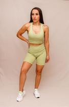 Conjunto Shorts Bolso + Top Decote U Confort - Alga - HNR Conjunto Shorts Bolso + Top Decote U Confort - Alga - HNR