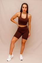 Conjunto Shorts Bolso + Top Decote U Confort - Café Conjunto Shorts Bolso + Top Decote U Confort - Café