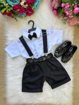 Conjunto Shorts Social Ravi Preto com Camisa Branca e Acessórios