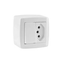 Conjunto Sobrepor Monobloco com 1 Interruptor Simples + 1 Tomada 10A 250V Box Slim Ilumi - 84200 Conjunto Sobrepor Monobloco com 1 Interruptor Simples + 1 Tomada 10A 250V Box Slim Ilumi - 84200