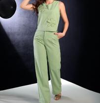 Conjunto social na cor verde Conjunto social na cor verde