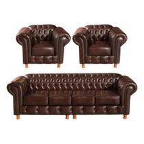 Conjunto Sofá 4 Lugares e 2 Poltrona Chesterfield Luís XV Vintage Retrô Capitonê Couro Marrom Conjunto Sofá 4 Lugares e 2 Poltrona Chesterfield Luís XV Vintage Retrô Capitonê Couro Marrom
