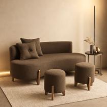 Conjunto Sofá Curvo Orgânico + 02 Puff Luna Boucle Cappuccino - Montanaris Decor