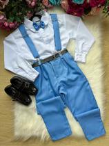 Conjunto Suspensório Azul Celeste com Camisa Branca e Calça Azul
