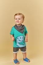 Conjunto T-Shirt de Dinossauro, Shorts e Bandana Tamanho(M/G/1) Conjunto T-Shirt de Dinossauro, Shorts e Bandana Tamanho(M/G/1)