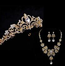 Conjunto tiara, colar e brincos cor dourada para noivas e debutantes