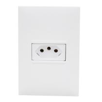 Conjunto Tomada 10A 2P+T 4X2 Branca 615080Bc Pial Plus+ Conjunto Tomada 10A 2P+T 4X2 Branca 615080Bc Pial Plus+