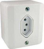 Conjunto Tomada 2 Polos + Terra 10A Sobrepor Sistema X Radial Branco Completo