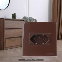 Conjunto Tomada 2P+T 10A 250v para Moveis Marrom Drywall 70x70 Sleek Margirius Conjunto Tomada 2P+T 10A 250v para Moveis Marrom Drywall 70x70 Sleek Margirius