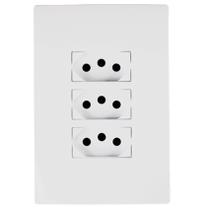 Conjunto Tomada Tripla 10A 2p+T 4x2 Monobloco i9 94123 Ilumi Conjunto Tomada Tripla 10A 2p+T 4x2 Monobloco i9 94123 Ilumi