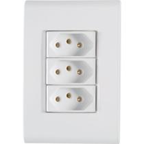 Conjunto tomada tripla 2p+t 10a tramontina liz com placa Conjunto tomada tripla 2p+t 10a tramontina liz com placa