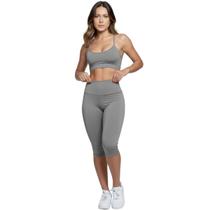 Conjunto Top Alça Fina Bermuda Ciclista Bella Fiore Roupa Para Academia Moda Fitness Musculação Cor:CinzaTamanho:PGêne
