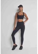 Conjunto top e calça
