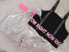 Conjunto Top em Cotton e Shorts em Tecido