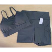 Conjunto top + short com bolso em poliamida fitness para malhar academia