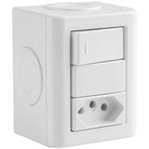 Conjunto Tramontina Lizflex Com 1 Interruptor Simples E 1 Tomada 2p+t Branco 20 A 250 V Conjunto Tramontina Lizflex Com 1 Interruptor Simples E 1 Tomada 2p+t Branco 20 A 250 V