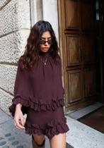 Conjunto Tricô Izzie - Blusa Poncho e Saia Curta em Tons Terrosos