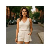 Conjunto Tricot Feminino Off White Regata Decote V Shorts Cintura Alta Confortável - Brazil Collection Conjunto Tricot Feminino Off White Regata Decote V Shorts Cintura Alta Confortável - Brazil Collection