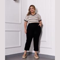 Conjunto Verão Blusa Listrada Manga Curta e Calça Capri Plus Size
