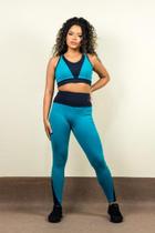 Conjunto vini verde esmeralda com detalhe em preto