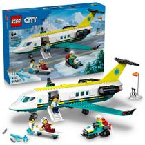 Construindo um avião de ambulância aérea de emergência LEGO City 60465