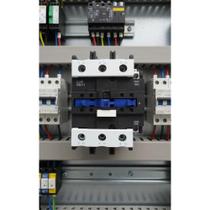 Contator Potência 80A 3P 220V CA: Comando Confiável Contator Potência 80A 3P 220V CA: Comando Confiável