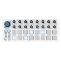 Controlador MIDI e sequenciador Arturia BeatStep com software