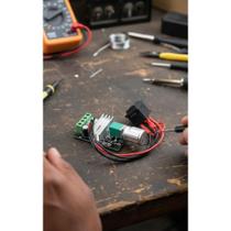 Controlador Velocidade PWM 12-28V 3A 80W Botão Reversível Controlador Velocidade PWM 12-28V 3A 80W Botão Reversível