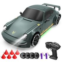 Controle remoto Car RC Drift 1:20 4WD 20KM/H com LED 2 baterias Controle remoto Car RC Drift 1:20 4WD 20KM/H com LED 2 baterias