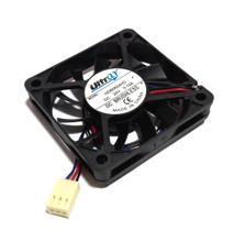 Cooler 24V 60X60X10 com Rolamento 0.05A - 4000 RPM - 15.09 CFM - 29.2 DB(A) - Ultrair HXH 3 Fios com Conector