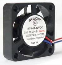 Cooler Nework 12V RT-040 11.204E 40X40X10mm BUCHA Amp.: 0,04 RPM: 5000 2 FIOS C/ CONECTOR Cooler Nework 12V RT-040 11.204E 40X40X10mm BUCHA Amp.: 0,04 RPM: 5000 2 FIOS C/ CONECTOR