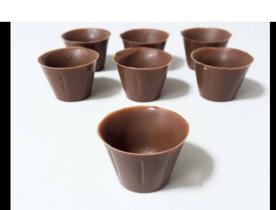 Copinho de chocolate sem recheio 24 uni