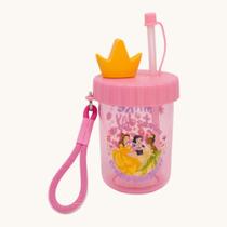 Copo Canudo Flip Princesas 500ml Zona Criativa - 10026559 Copo Canudo Flip Princesas 500ml Zona Criativa - 10026559