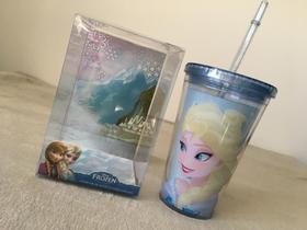 Copo Com Canudo Elsa 450ml Frozen - Disney Copo Com Canudo Elsa 450ml Frozen - Disney